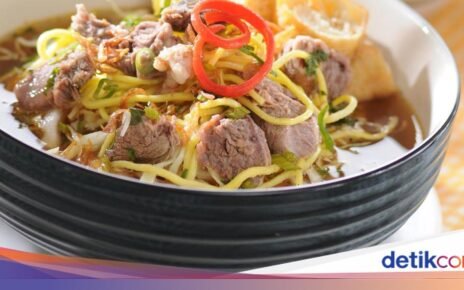 Resep Soto Mie Berkuah Bening yang Bikin Nyaman perut