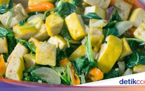 3 Resep Sayur Bayam Kuah Bening hingga Tumisan yang Bernutrisi Tinggi
