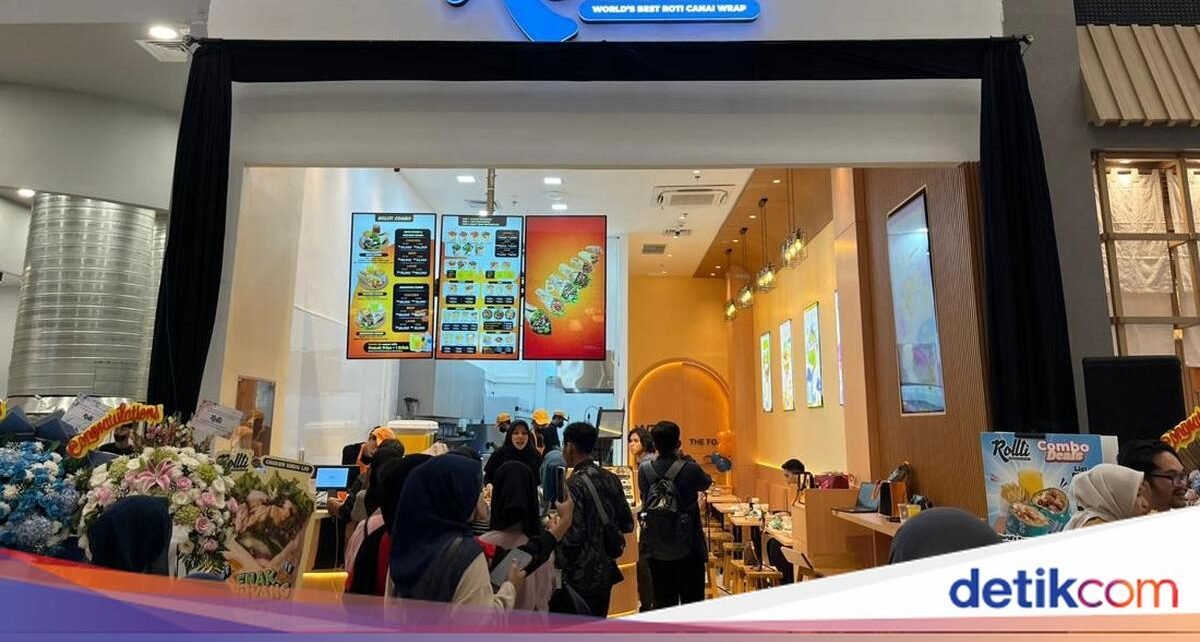 Unik! Roti Canai Gulung Isi Rendang Lezat Ada di Jakarta