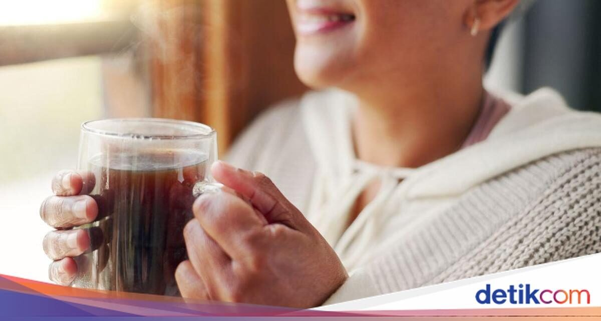 Studi Baru Ungkap Minum Kopi Bisa Bantu Wanita Menua dengan Sehat