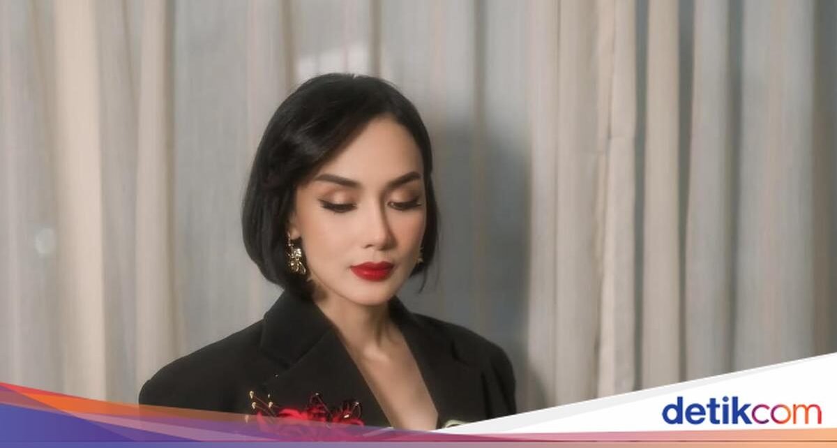 Sara Wijayanto Hobi Jajan Nugget hingga Ngopi Bareng Ganjar Pranowo