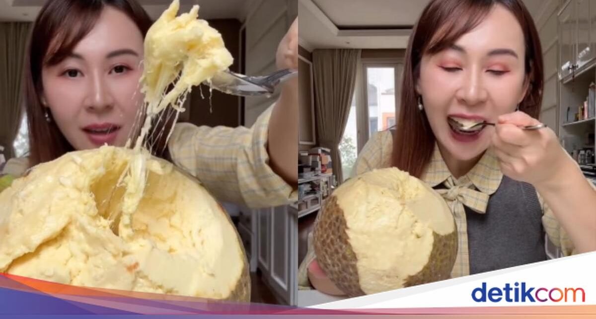 Cobain Sukun Matang, Food Influencer Ini Sebut Rasanya Mirip Es Krim!