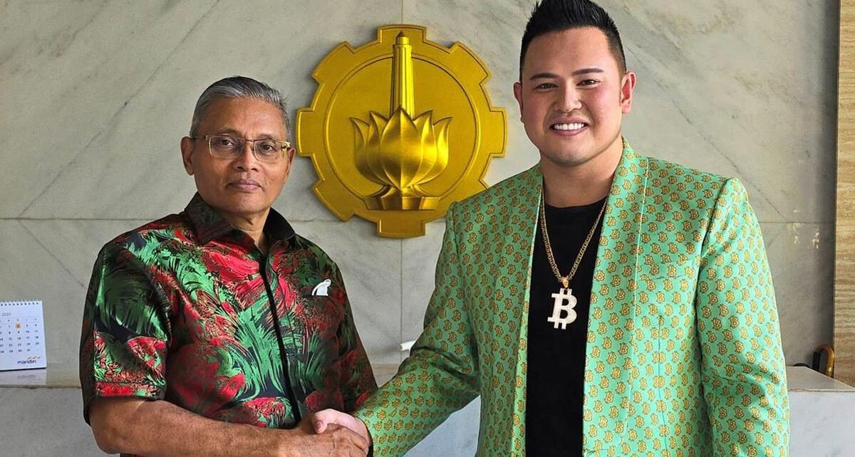 'The Bitcoin Man' Gandeng ITS Surabaya Dorong Pembelajaran Berbasis AI