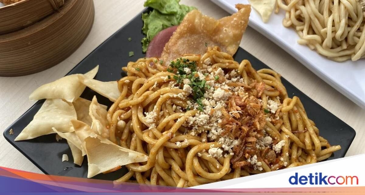 Adu Rasa 3 Mie Pedas Kekinian, Mana yang Paling Bikin Ketagihan?