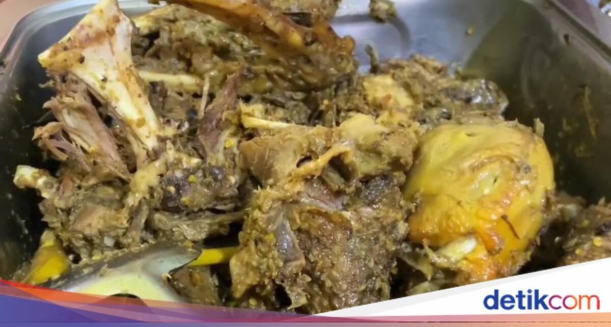 Gurihnya Meresap! Olahan Entok Spesial di Lamongan Ini Diungkep 7 Jam