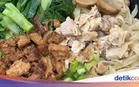8 Kuliner Legendaris di Pasar Baru, Ada Bakmi hingga Cakue Klasik