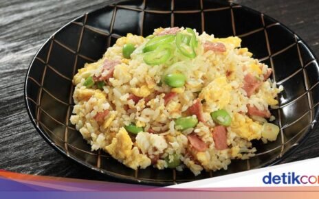 Resep Nasi Goreng Smoked Beef yang Gurihnya Nikmat
