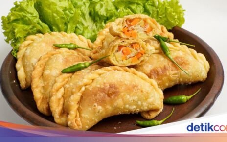 Resep Pastel Isi Sayuran yang Padat Gurih buat Camilan