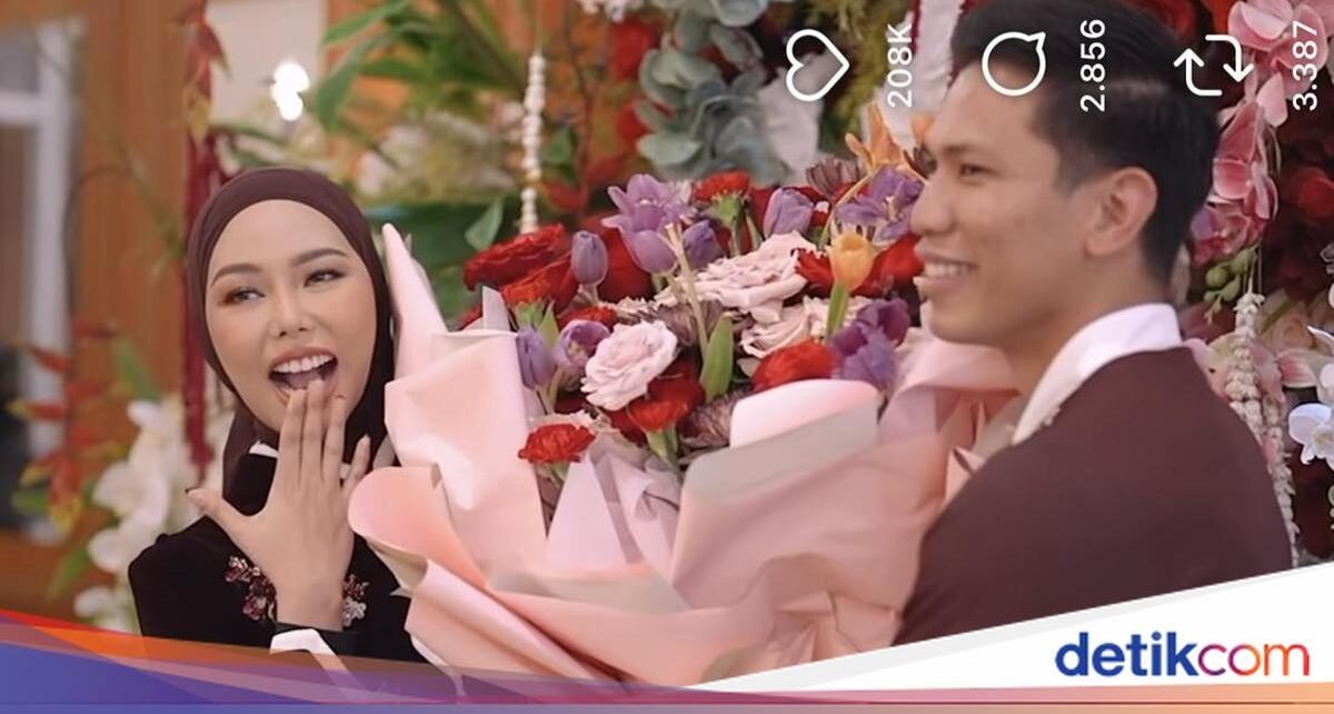 Potret Selebgram Dara Arafah Asyik Kulineran di Indonesia hingga Madinah