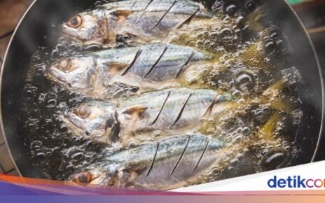 Contek Yuk! Cara Masak Ikan Goreng Agar Tidak Lengket dan Hancur