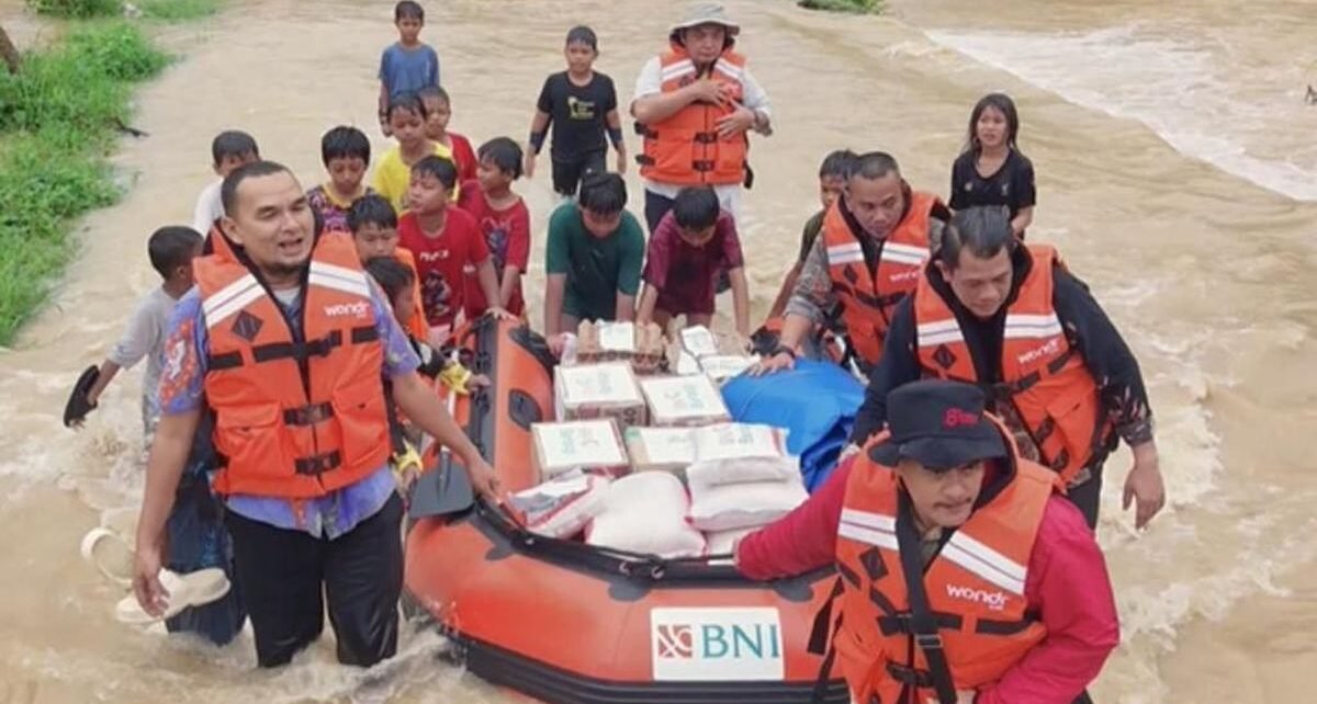 BNI Salurkan Bantuan Korban Bencana Sumbar, Monitoring Masih Berlanjut