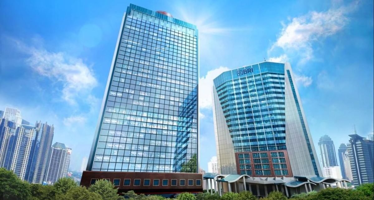 BRIsat, Instrumen Andal BRI Pertahankan Layanan di Sumatera