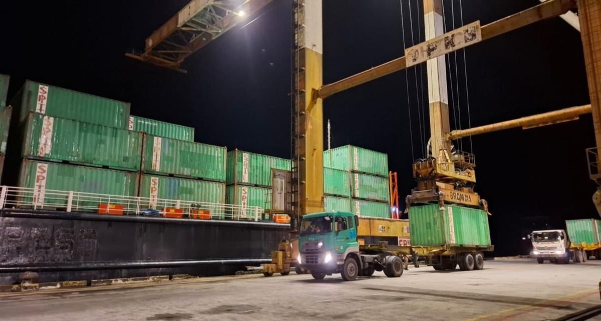 Operasional Terminal Peti Kemas Bagendang Normal di Tengah Demo Buruh