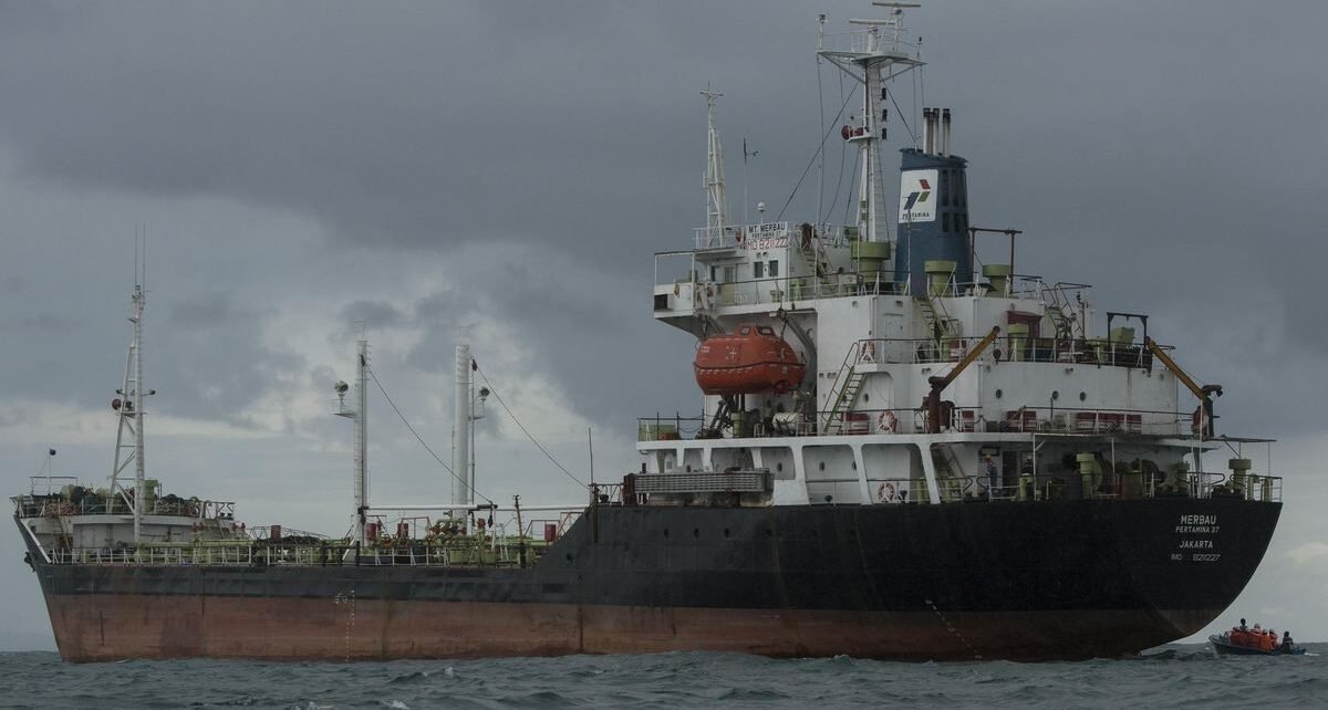 Harga Minyak Mendidih Usai Trump Umumkan Blokade Tanker Venezuela