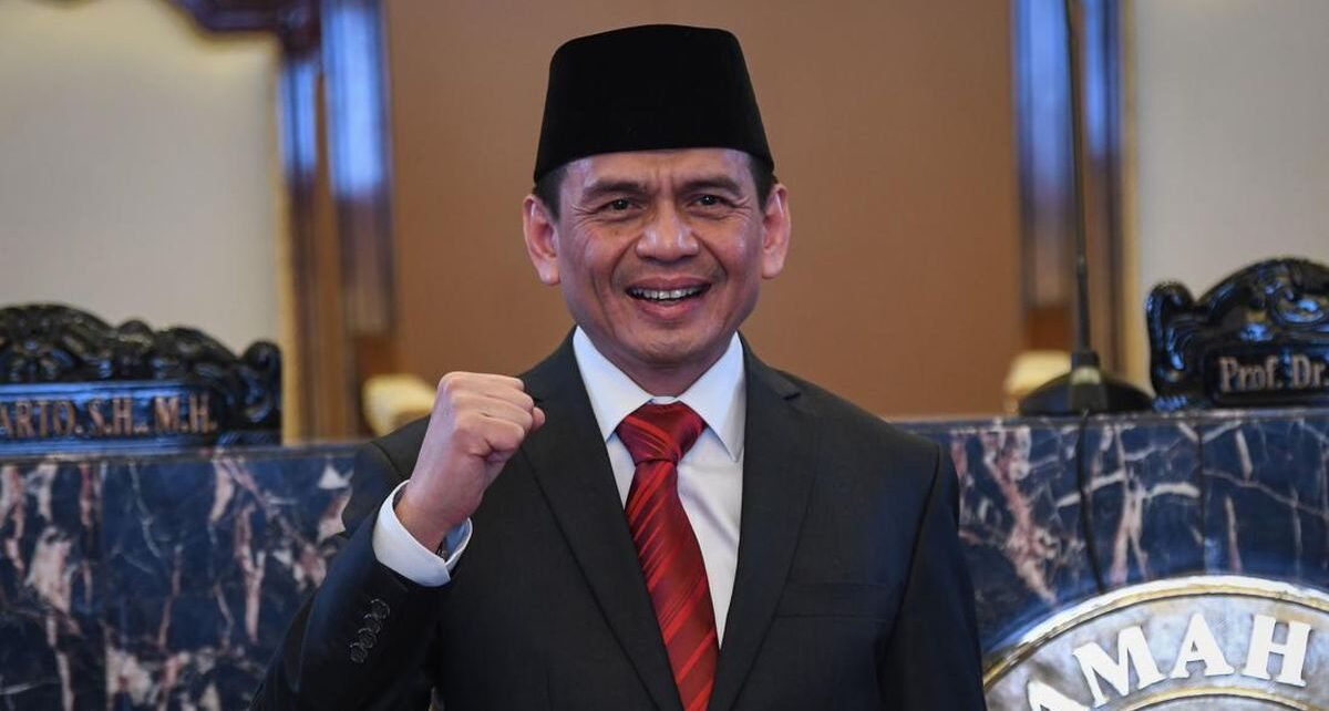 Lindungi Konsumen, OJK Batasi Skema Pembayaran 'Kecebong' Pinjol