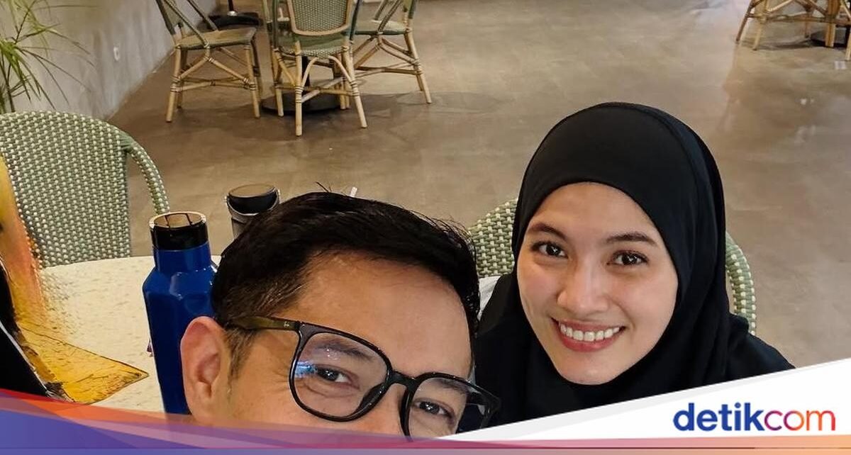 Romantisnya Alyssa Soebandono dan Dude Harlino Saat Cicip Dessert