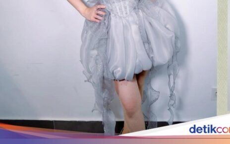 Ini Aksi Ayu Ting Ting saat Masak dan Kulineran Seru