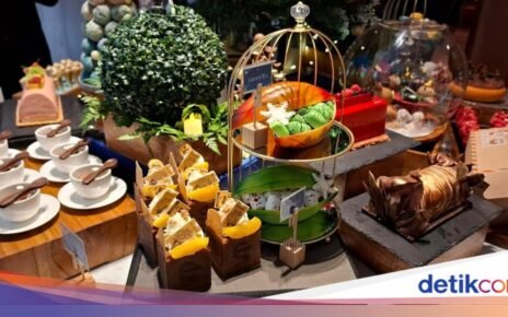 Yuk! Rayakan Natal dengan Kue Cantik hingga Lobster Thermidor di Resto Hotel Ini