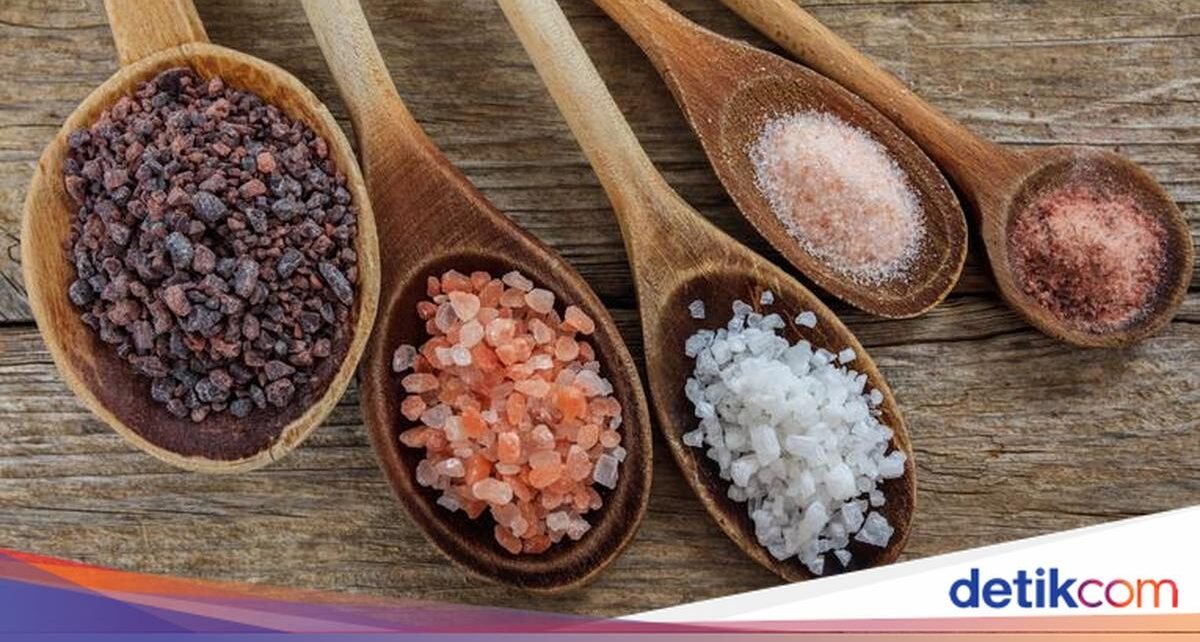 Sering Salah Pakai Garam? Kenali Beda Garam Meja, Himalaya, dan Laut