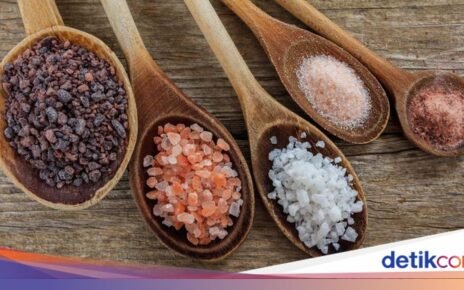 Sering Salah Pakai Garam? Kenali Beda Garam Meja, Himalaya, dan Laut