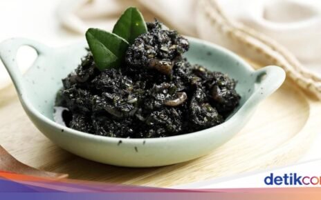 Banyak yang Suka Tinta Cumi, Begini Hukum Konsumsinya dalam Islam