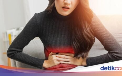 5 Kebiasaan Makan Ini Diam-Diam Merusak Lambung, Batasi Konsumsinya