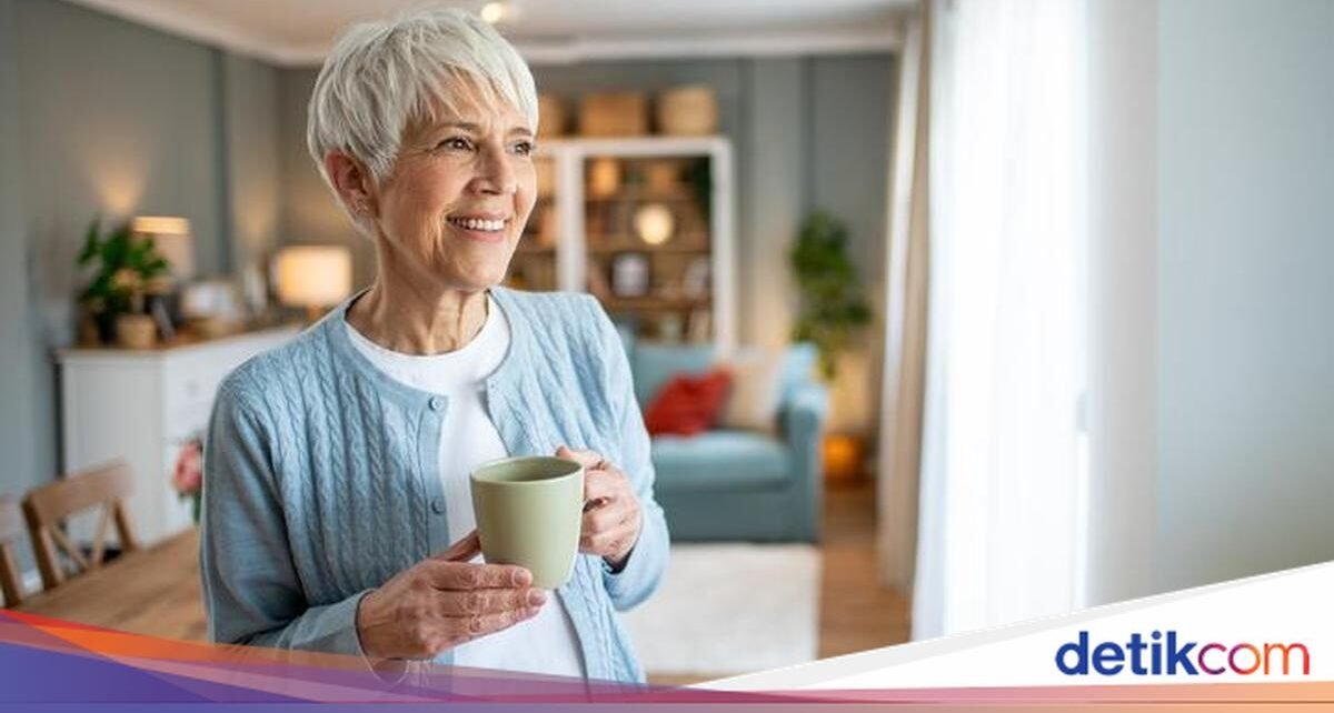 Kopi atau Teh, Mana yang Lebih Ramah untuk Kesehatan Tulang Wanita?