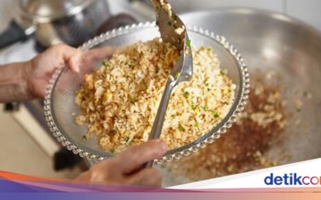 3 Cara Masak Nasi Goreng Agar Tidak Lembek, Jangan Lupakan Bahan Ini!