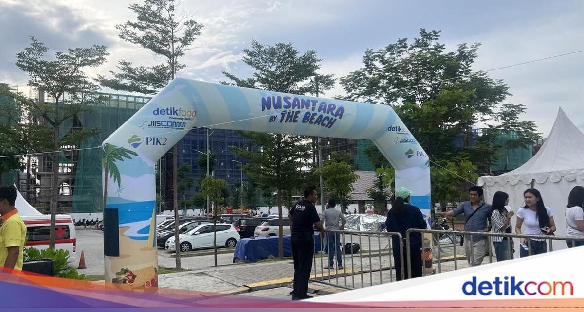 Mantap! Ada Nasi Bali hingga Sate Babi di Festival Kuliner Pinggir Pantai