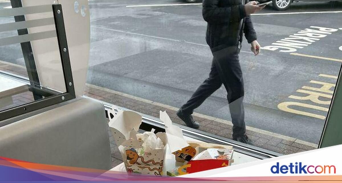 Potret Resto Berantakan Bikin Geger hingga Sop Ayam Klaten Enak di Jakarta