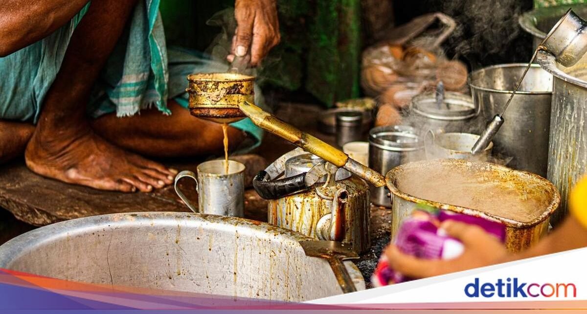 Tak Tamat Sekolah, Wanita Ini Bisa Bangkit Lewat Usaha Teh Kaki Lima